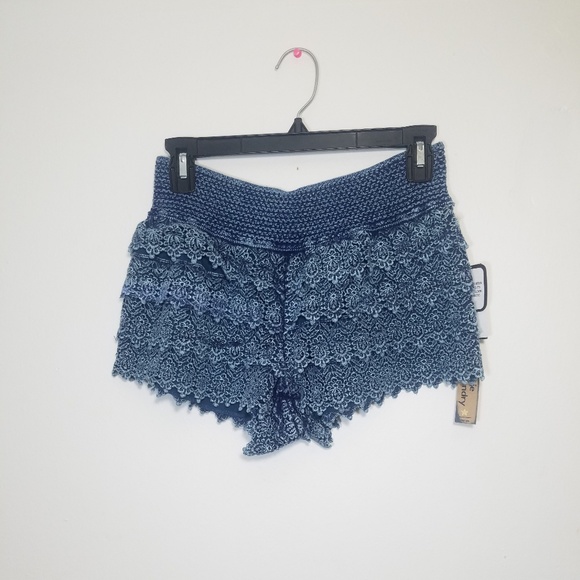 hippie laundry Pants - blue lace crochet shorts nwt